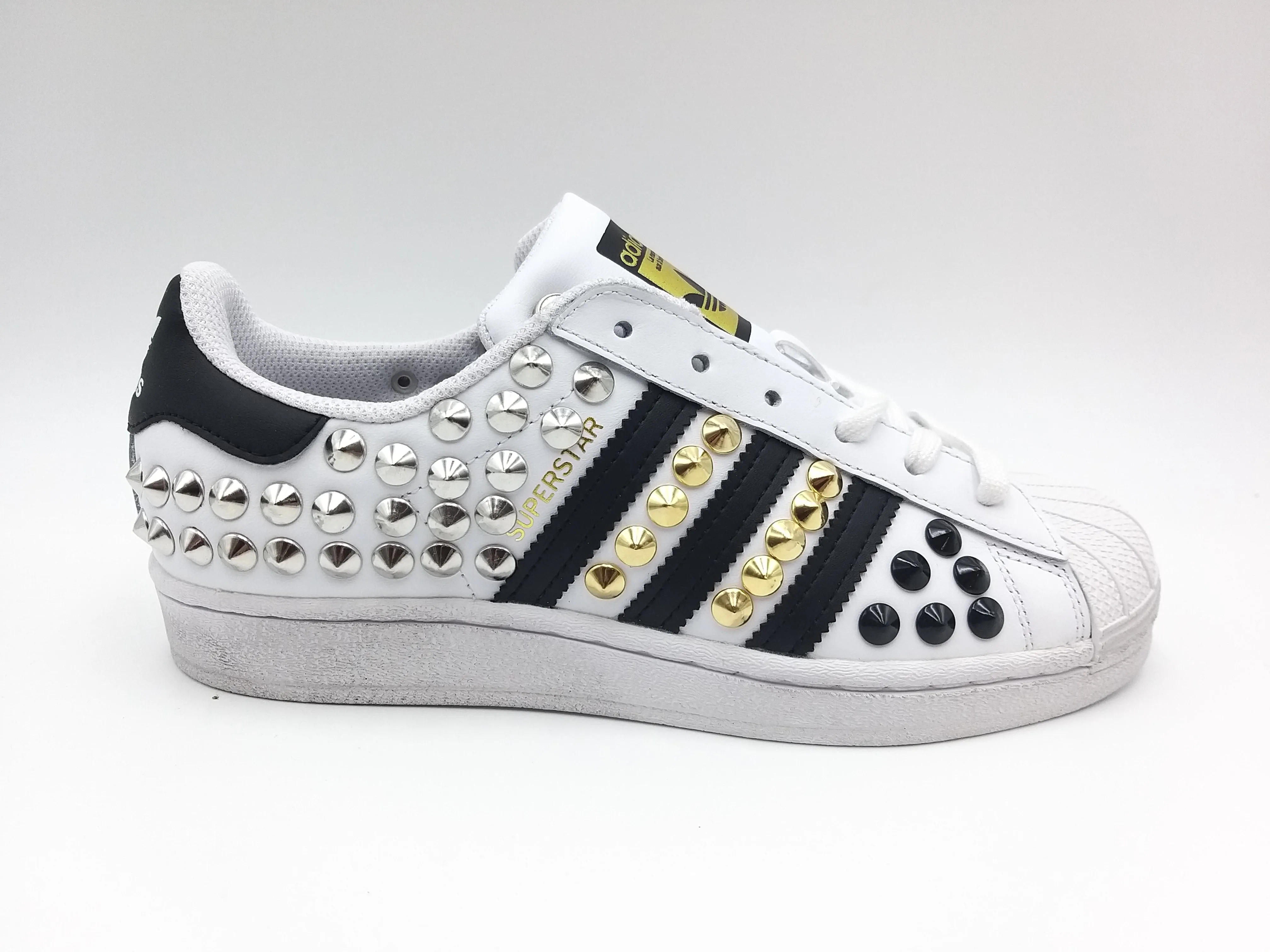 Adidas superstar borchie