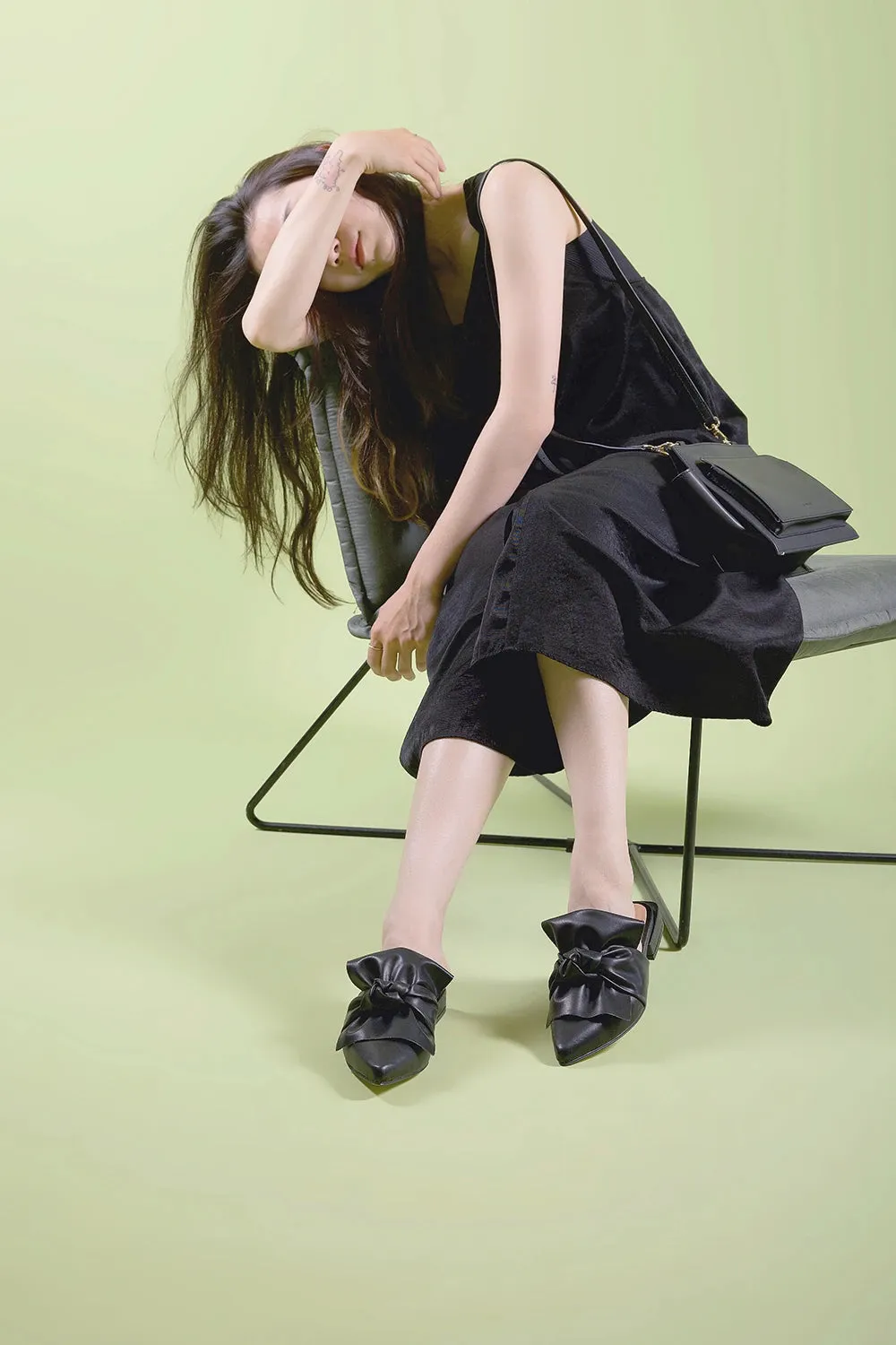 ALL BLACK FOOTWEAR - Fold & Knot Slide