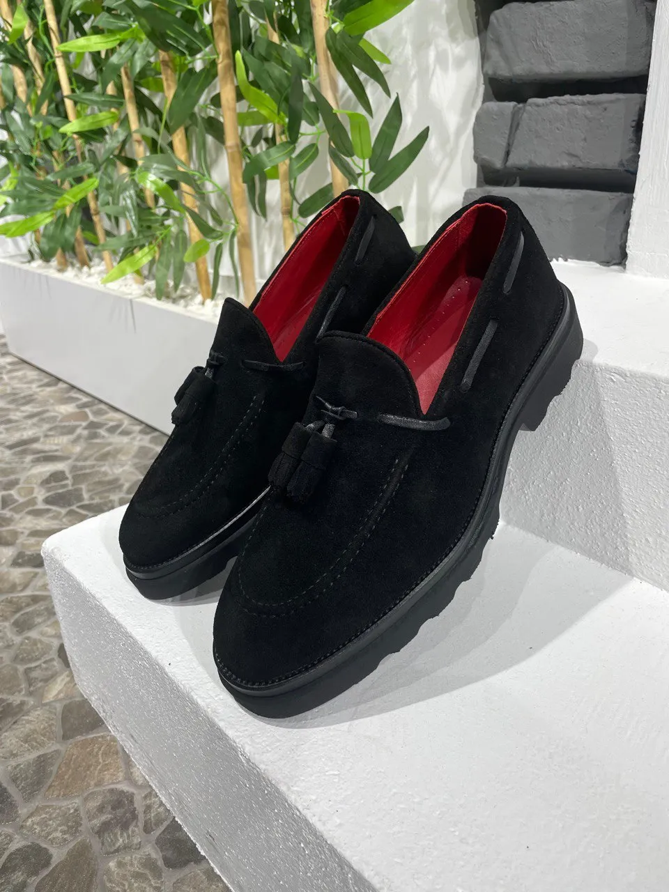 Garen Suede Black Shoes