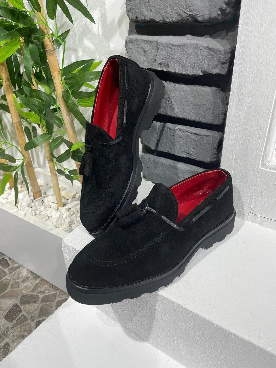 Garen Suede Black Shoes