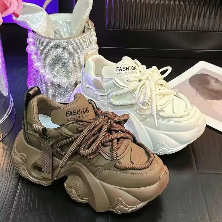 Heightening Thick-Sole Sports Shoes