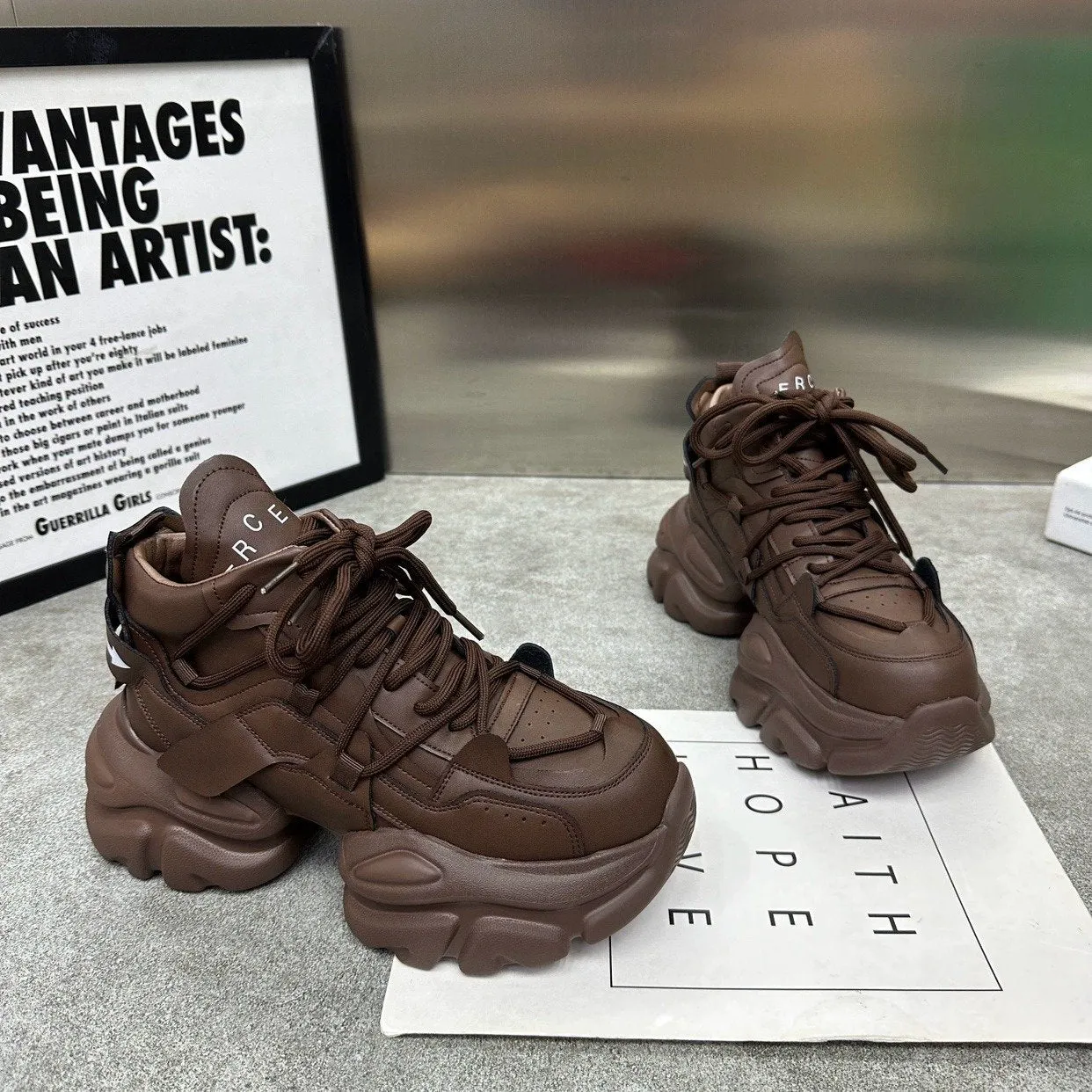 Heightening Thick-Sole Sports Shoes