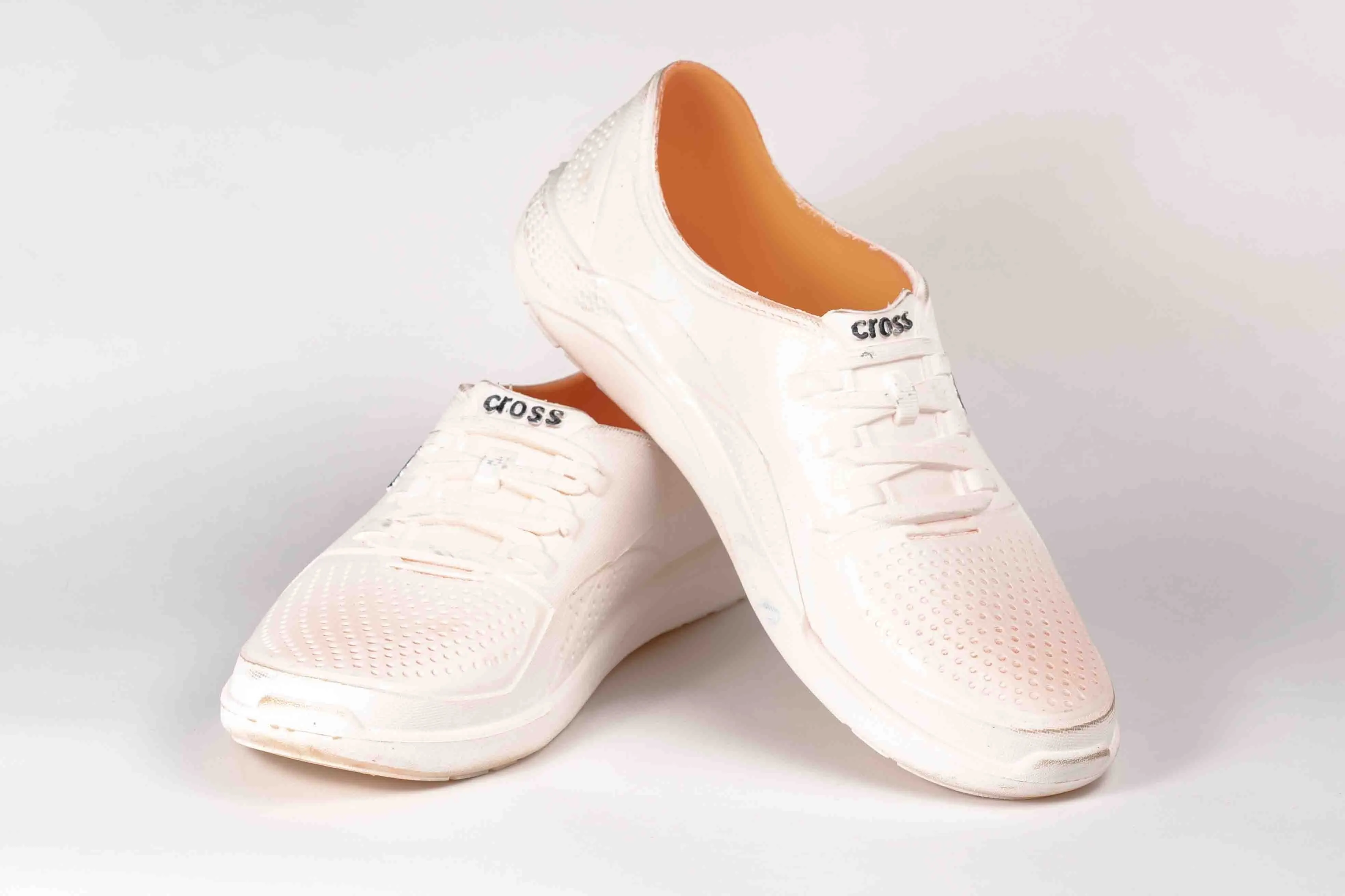 Infinity Bend Men's White Color Shoes
