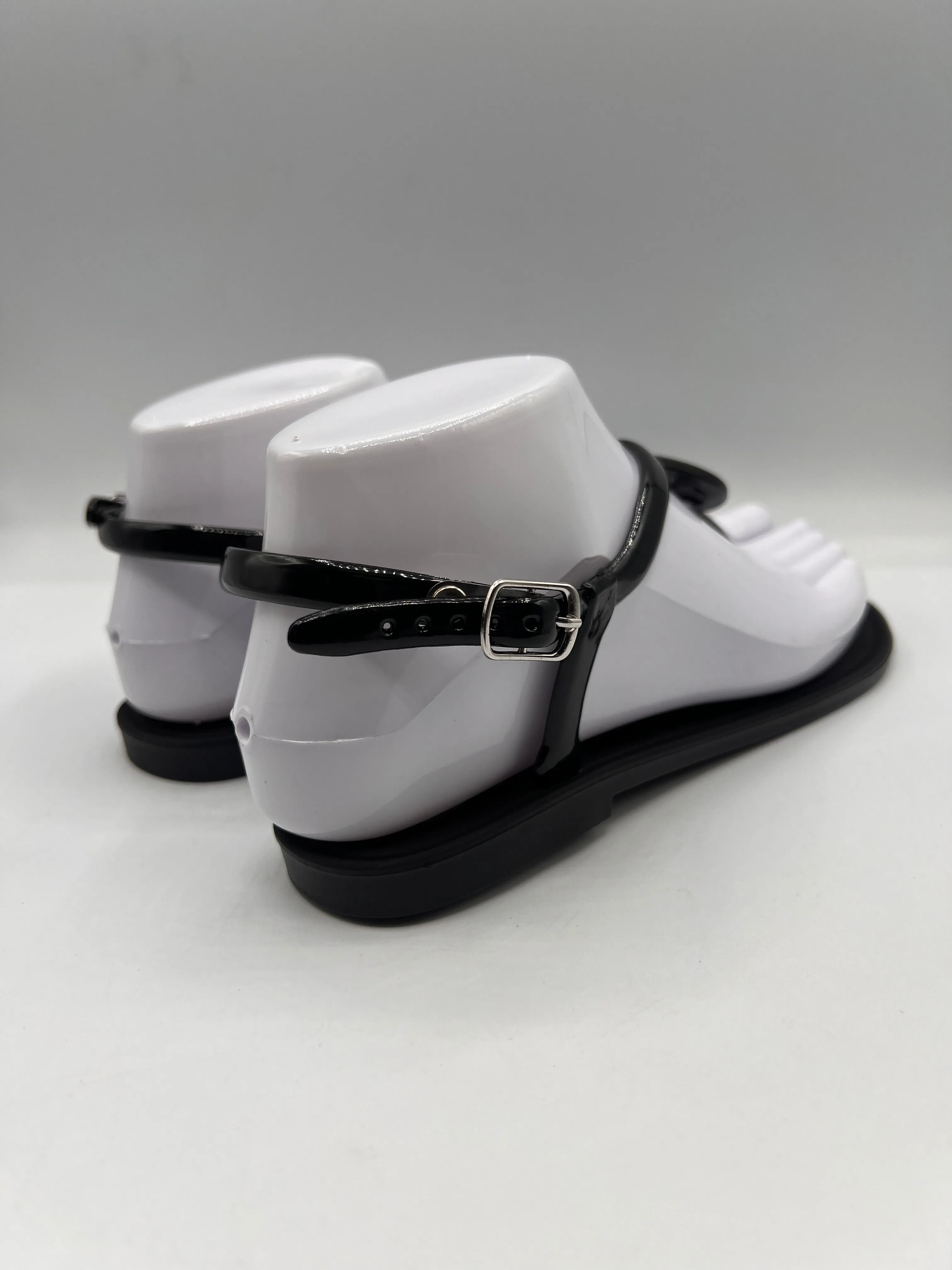 Ladies Mini Miller Sandals By Tory Burch (SS)