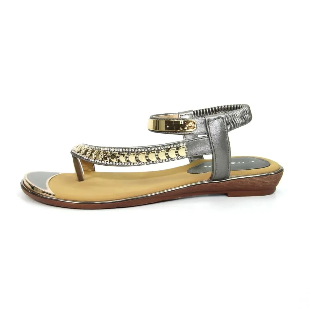 Lunar Shoes Asia Toe Loop Gemstone Sandal