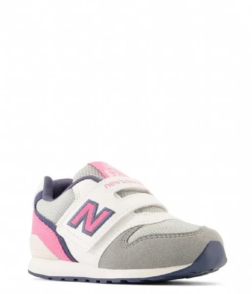 NEW BALANCE IZ996 XG3 Blanc rose Chaussures Basses Baskets Sneakers