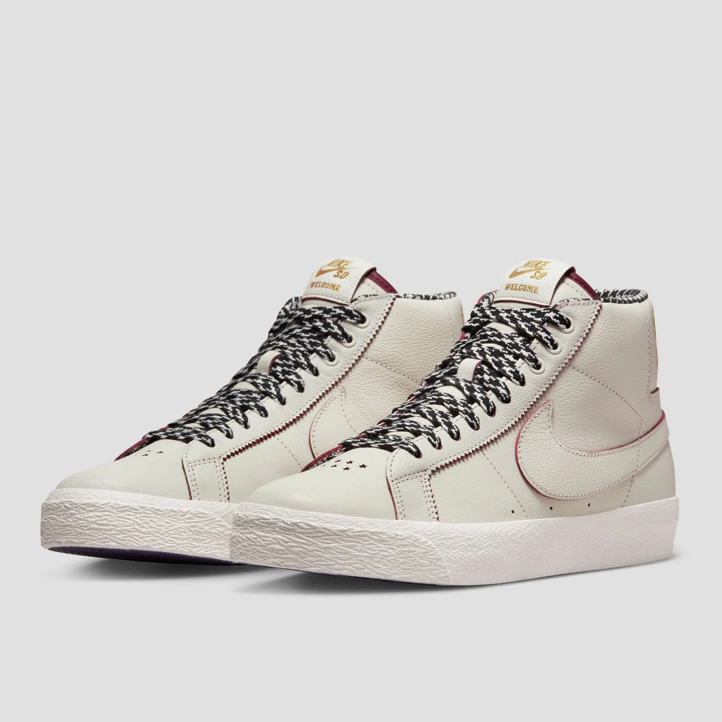 Nike SB x Welcome Zoom Blazer Mid Skate Shoes Sail / Dark Beetroot / White