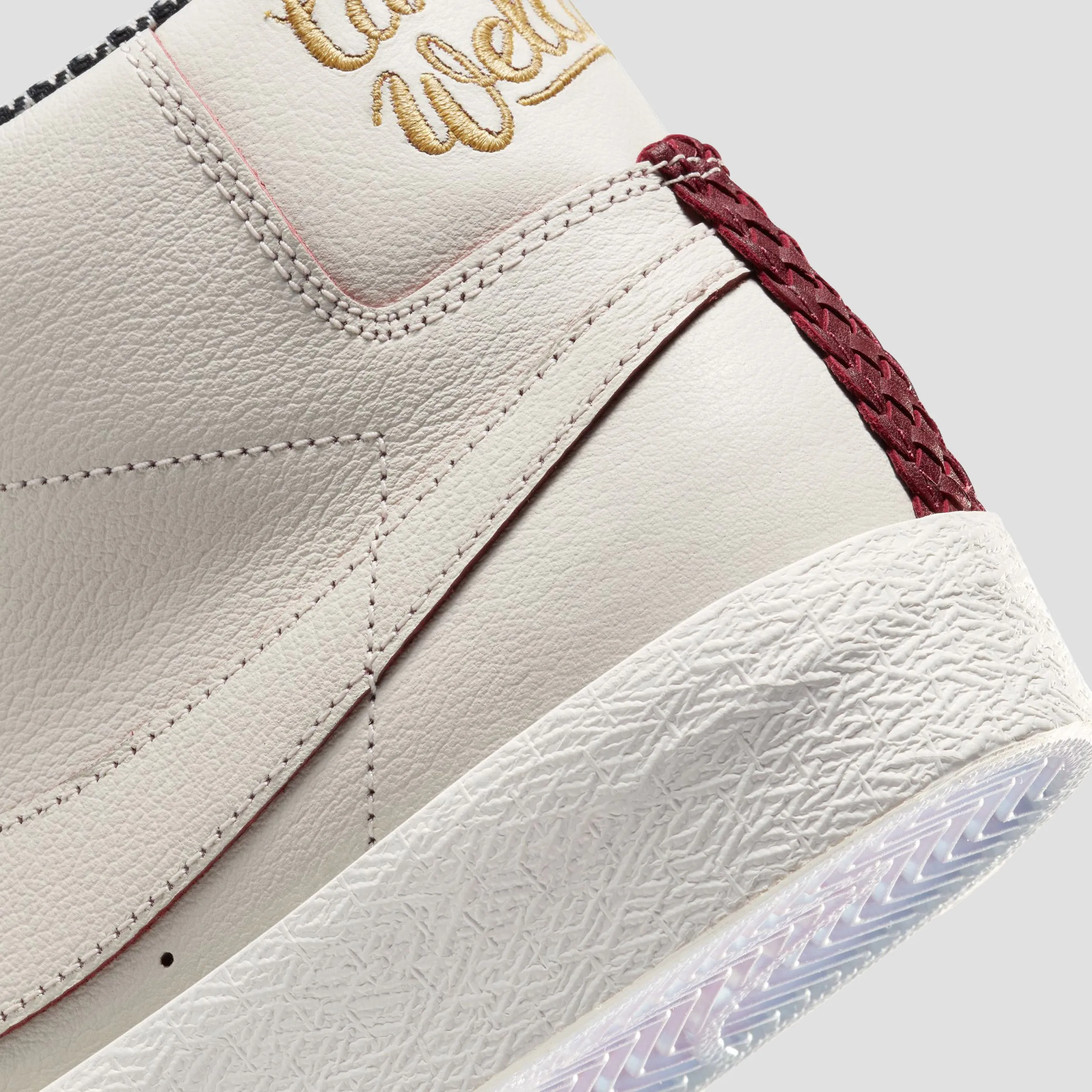 Nike SB x Welcome Zoom Blazer Mid Skate Shoes Sail / Dark Beetroot / White